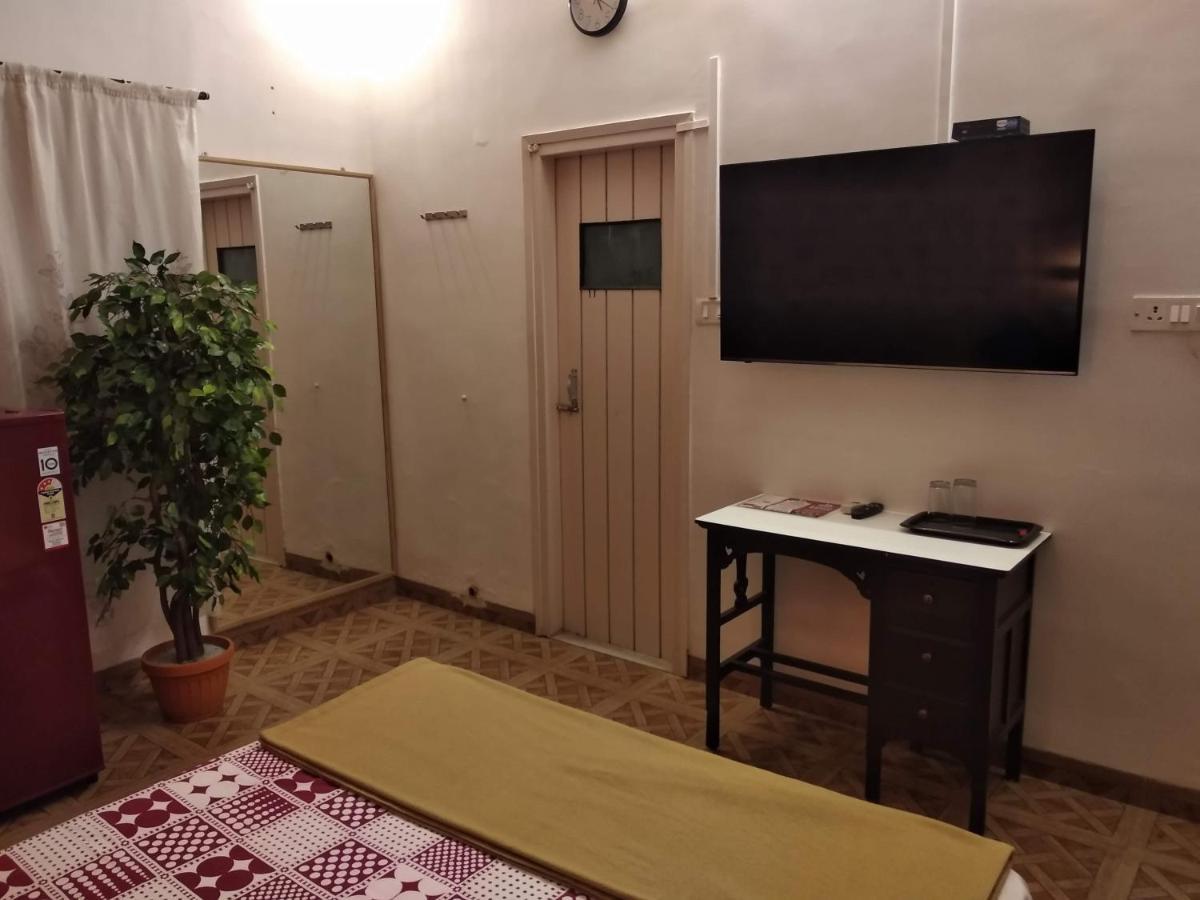 Bis-Lin Home Stay Panaji Exterior photo